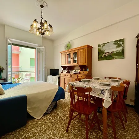 Finalborgo Two Flat With Terrace And Free Parking Финале Лигуре