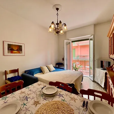 Finalborgo Two Flat With Terrace And Free Parking アパート *